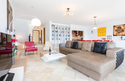 Luz Casa | CoolHouses Algarve Luz, Ocean front 4 Bed house w/pool, Casa da Pipa
