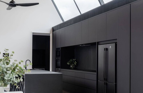 Queenscliff Casa | Coombe Lodge: Stunningly renovated historical house in the heart of Queenscliff.
