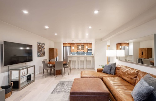Aspen Apartamento | Cooper's Corner by Rove 2BR with Sauna, Hot Tub
