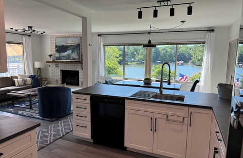 Troutman Casa | COOPER'S POINT. Lakefront on sandy beach w/private dock, paddleboards, kayaks.