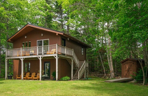 Chester Cabaña | Cooperage Cottage - Tranquilo y familiar, frente al mar