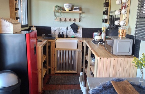 Kouga Cabina | Coopers Highlands