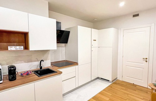 Quartiere Coppede Apartamento | Coppedè Lovely Apartment