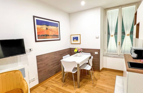 Quartiere Coppede Apartamento | Coppedè Lovely Apartment
