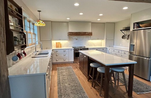Ashley Falls Otro | Copper Kettle Farm - newly renovated farmhouse with spectacular views