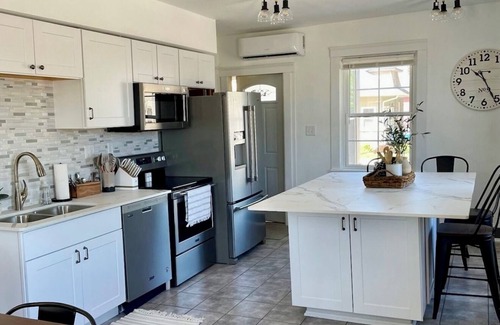 Prairie Du Chien Casa | Copper Roof Cottage