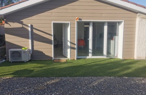 Saint-Alban-du-Rhone Apartamento | Coquet Studio Climatisé et Privatif à Saint-alban-du-rhone