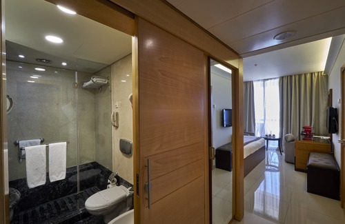 Jnah Hotel | Coral Beach Hotel and Resort Beirut