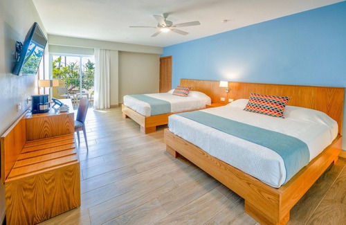 Villas Del Mar Complejo | Coral Costa Caribe Beach Resort - All Inclusive