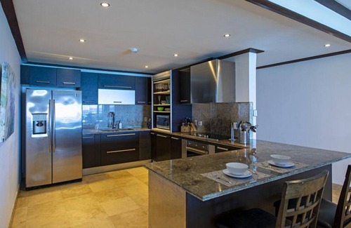 Old Trees Bay Apartamento | Coral Cove 4