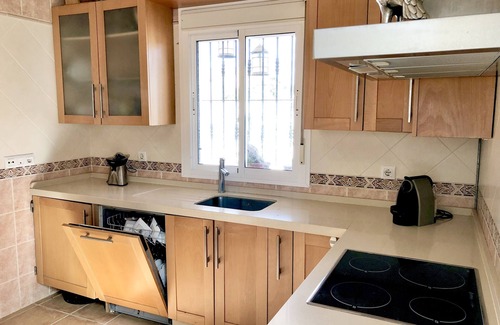 Chiclana de la Frontera Chalet De Esquí | Villa Coral. Ideal para escapadas románticas, familiares y amigos A 15 min Playa