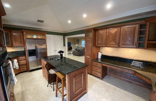 Melbourne Casa | Coral Hammock, tropical oasis less than 10 min to beach.