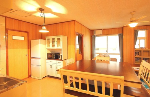 Chatan Apartamento | Coral Sea FrontSpacious Cozy Clean Room / Nakagami-gun Okinawa