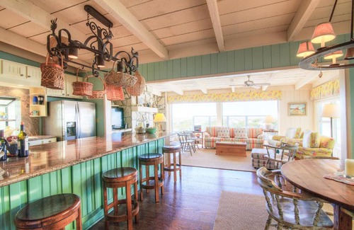 Sunset Beach Casa | Coral Vibes