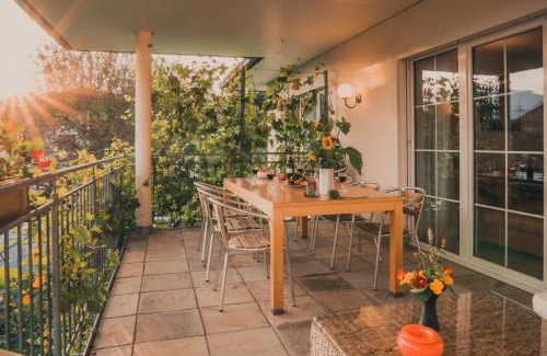 Koblach Apartamento | Coraline -Koblach, 6-10 P, 3 Schlafzimmer, Küche, riesige Terrasse, Parkplatz, WiFi, Stellplatz Ski