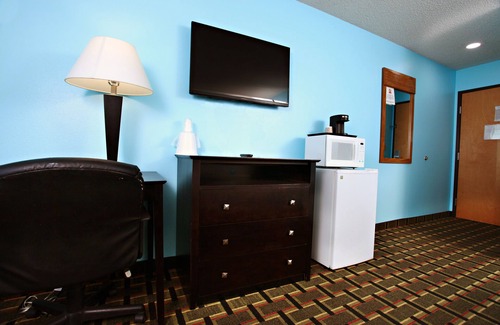 Newton Hotel | Sky Palace Inn & Suites Newton / 1 cama King, no fumadores