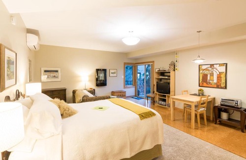 Okanagan-Similkameen Casa | Cormier's Studio Guest suites