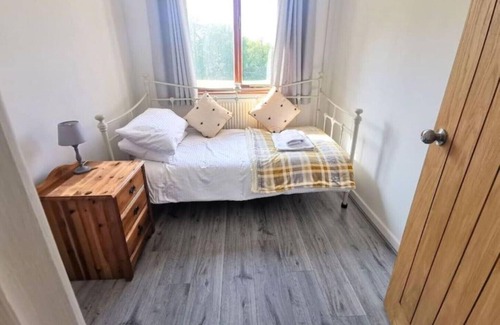 Llandeilo Cabaña | Corner Patch Retreat