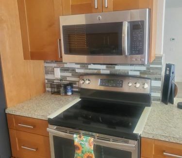 Bearss Plaza Casa | Corner villa