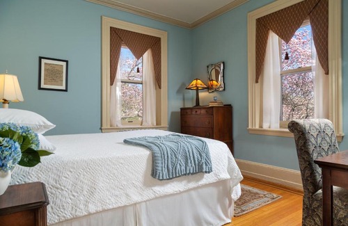 Powelton Village Cama Y Desayuno | Cornerstone Bed & Breakfast
