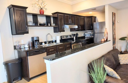 Metropolitan Condominio | Cornerstone West Condo