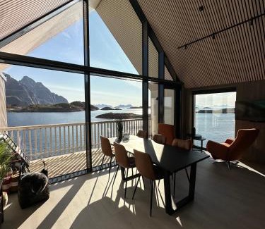 Henningsvaer Apartamento | CornerView Apartment Henningsvær