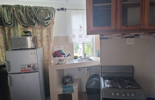 Montego Bay Apartamento | Cornwall Courts, Montego bay, Jamaica home of The Black Spanish and British Land
