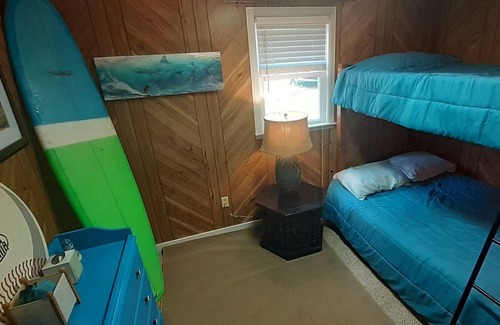 Carova Beach Apartamento | Corolla -4WD area, ground floor apt, 1 minute drive to the beach 5 min walk.