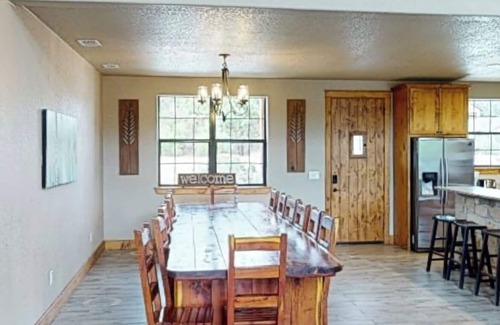 Concan Casa | Corona del Rio @ Frio Premier Rental Homes