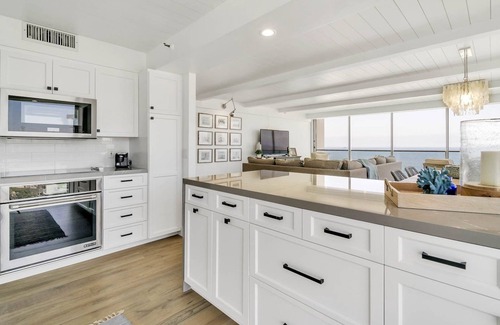 Coronado Condominio | Coronado Dream Luxury Oceanfront Condo! Location, Location, Location!!!