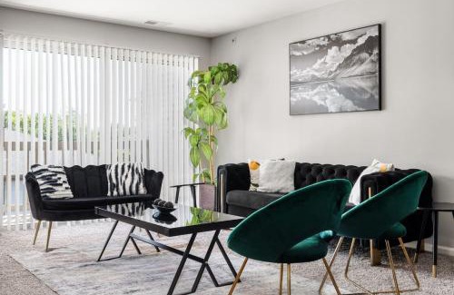 Gurnee Apartamento | Corporate Housing by MGM