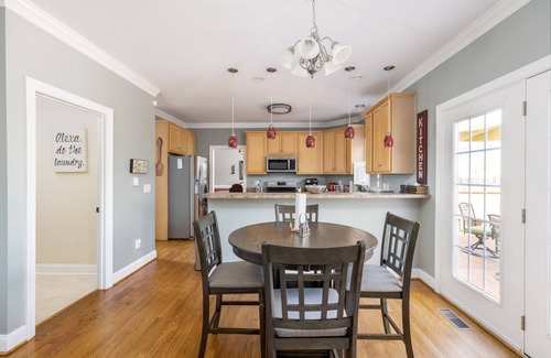 High Point Casa | Corporate living & family style in heart of Triad