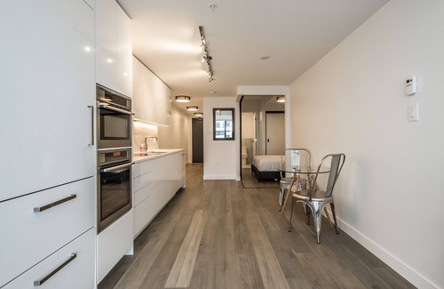 South End Apartamento | Corporate Stays | The Roy | Spacious 1BR