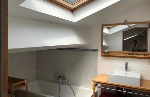 Saint-Cyr-au-Mont-d'Or Apartamento | Corps de ferme à 10 minutes de Lyon
