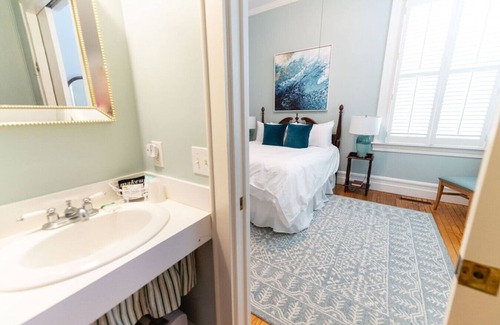 Edenton Cama Y Desayuno | Captain's Quarters Inn Rm. 2