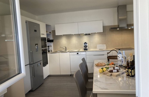 Coti-Chiavari Villa | Casa de piedra corsa con piscina y vista del golfo de Cupabia