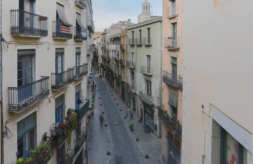 Old Town Apartamento | Cort Reial 3B - Apartamento vacacional en Girona | Bravissimo