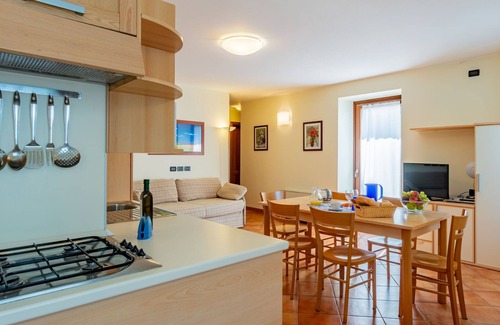 Garda Apartamento | Corte Camaldoli by Interhome