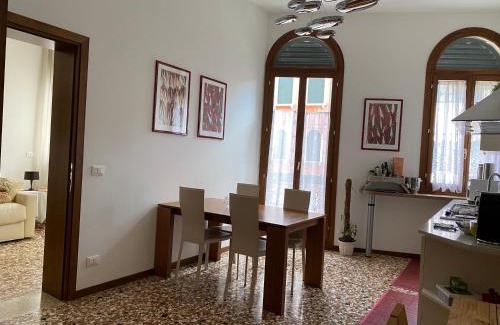 Castello Apartamento | Corte Coppo Superior Apartment