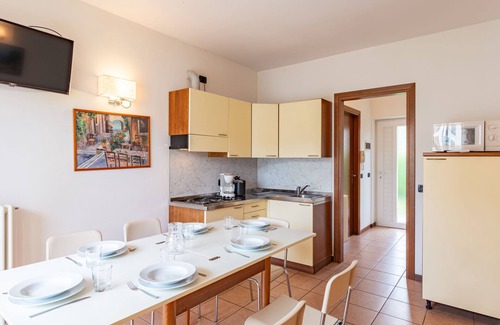 Garda Apartamento | Corte delle Rose by Interhome