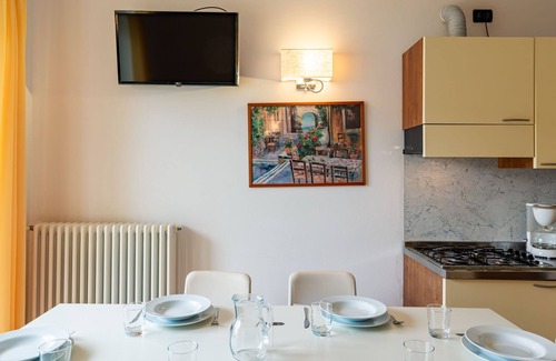 Garda Apartamento | Corte delle Rose by Interhome