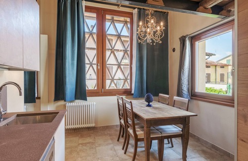 Castelnuovo del Garda Apartamento | Corte Monteleone - Apartment with kitchen