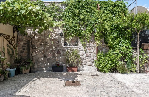 Castelnuovo del Garda Apartamento | Corte Monteleone - Honeymoon Suite