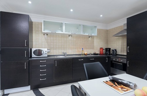 Gare Apartamento | Cortina -A42 Two-Bedroom Apartment