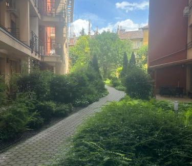 Corvin negyed Apartamento | Corvin Gem2 Apartment with Parking