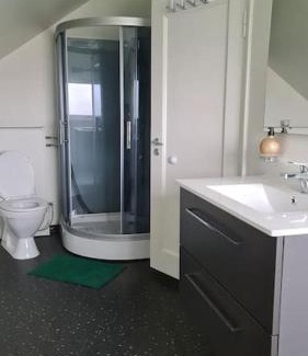 Stavanger Apartamento | Cosey 1 bedroom loft with free parking