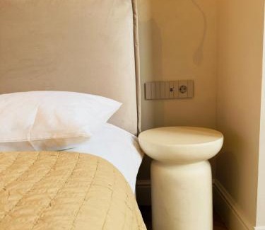 Old Town Apartamento | Cosmopolitan Nest