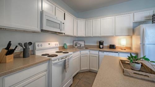 Port Aransas Casa | Costa Bahia Condos Sleeps 26 Pool Short Beach Stroll