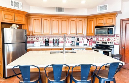 Puerto Penasco Casa | Costa Diamante E10 Beach House on Sandy Beach with Community Pool & Hot Tub