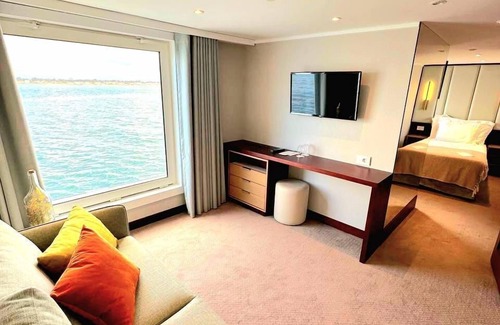 Barra Alquiler De Eote | Costa do Sal - Boat Lounge Hotel